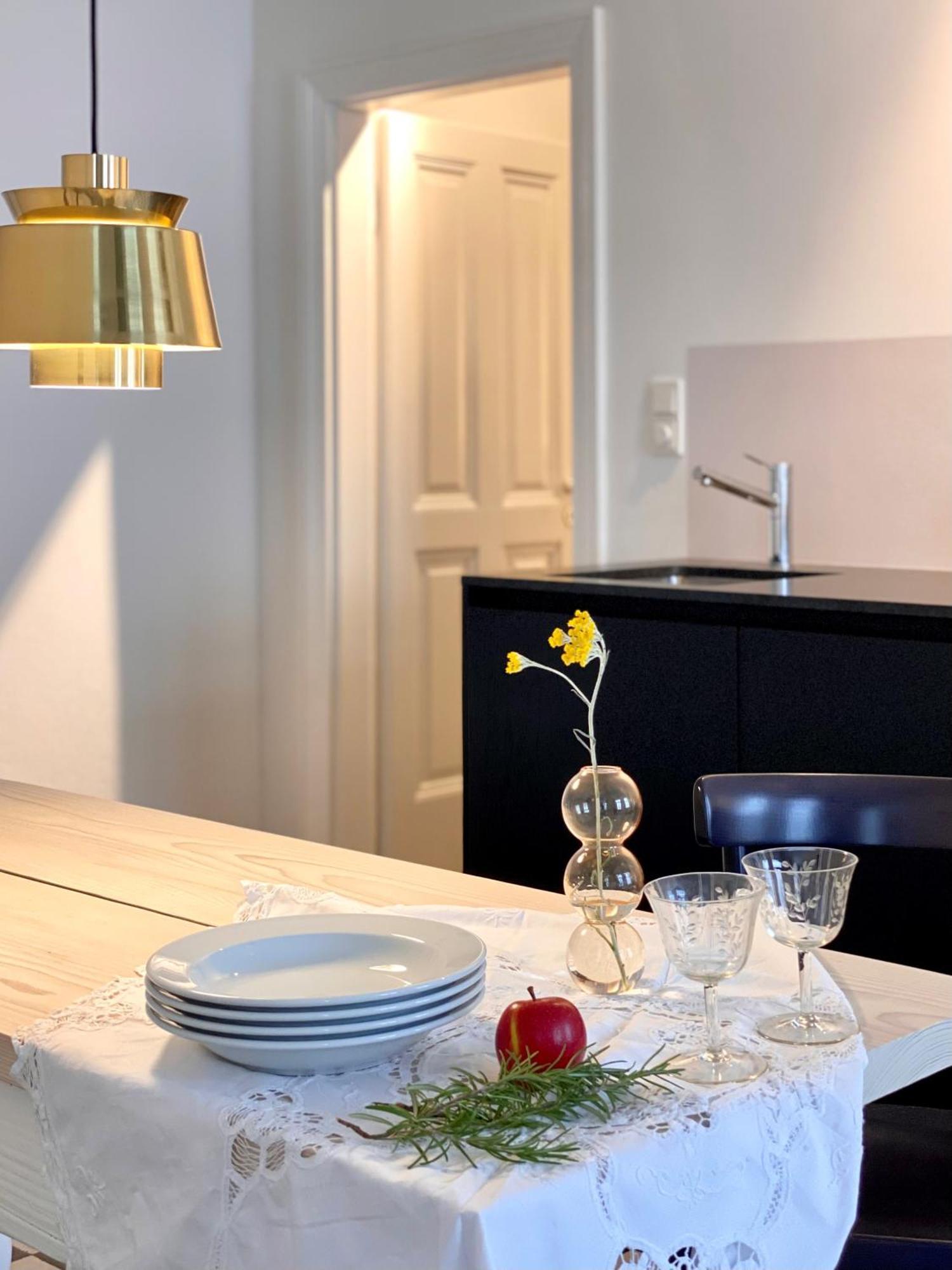 Zehuus - Historical Charm 70Qm Apartment Cologne Exterior photo
